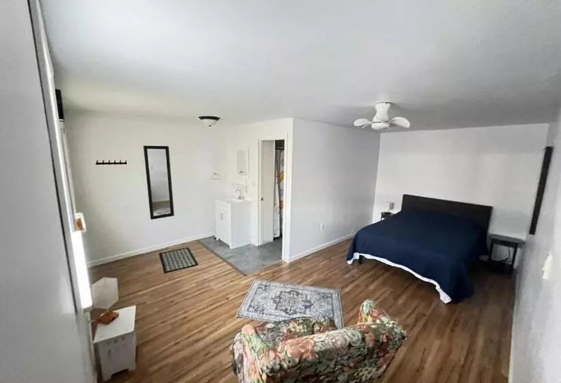 Majatalo Littlebetty S Landingpad