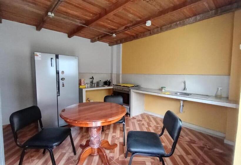 پانسیون Ocala House 4.0