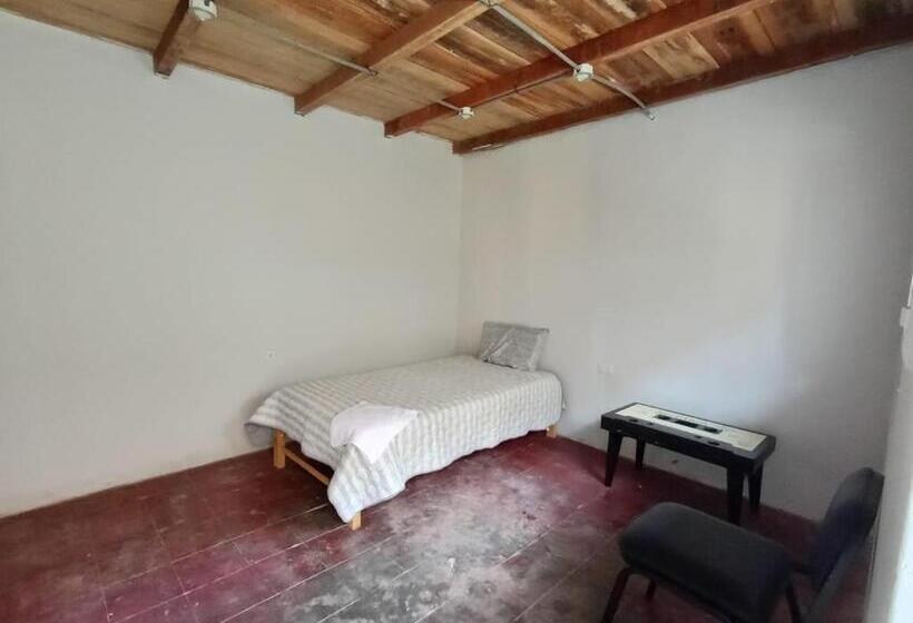 پانسیون Ocala House 4.0