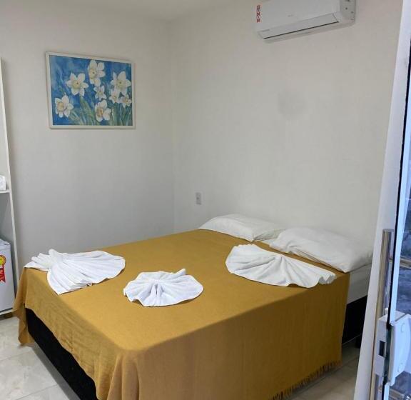 פנסיון Quatro Estações