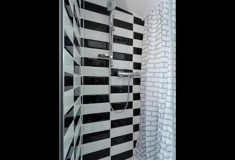 Bed and Breakfast Les Containers