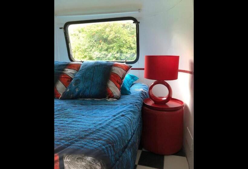 Bed and Breakfast Les Containers