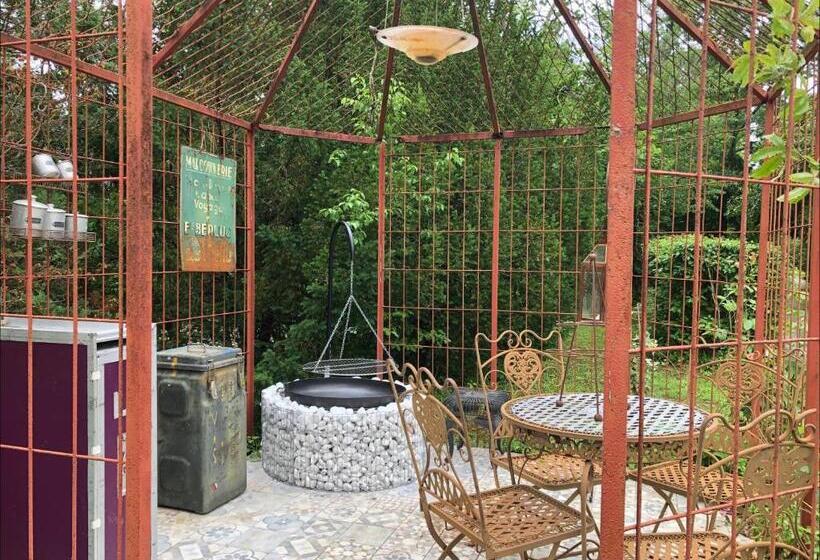 Bed and Breakfast Les Containers