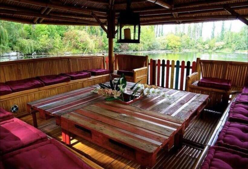 Bed and Breakfast Les Containers