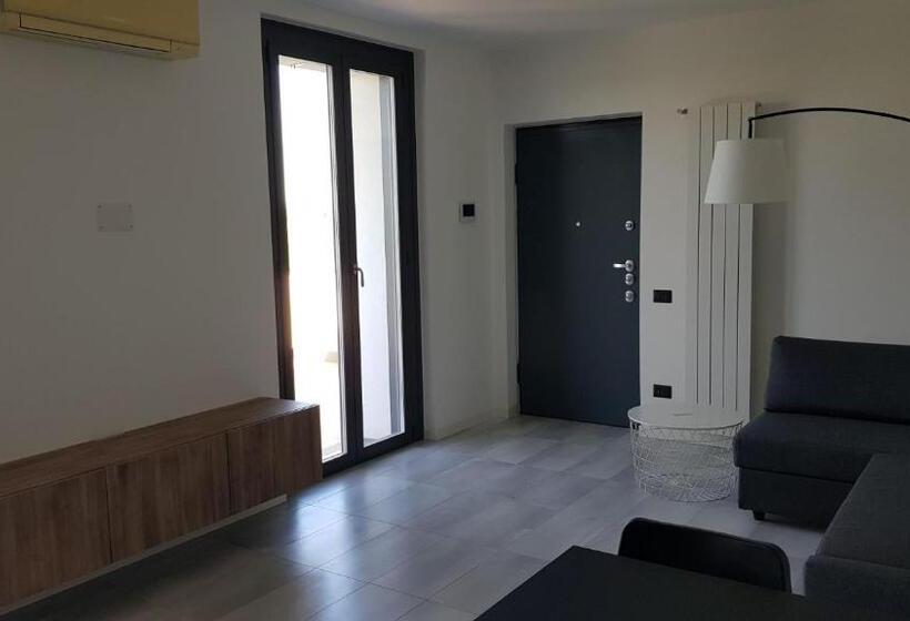 Black And White B&b Urgnano