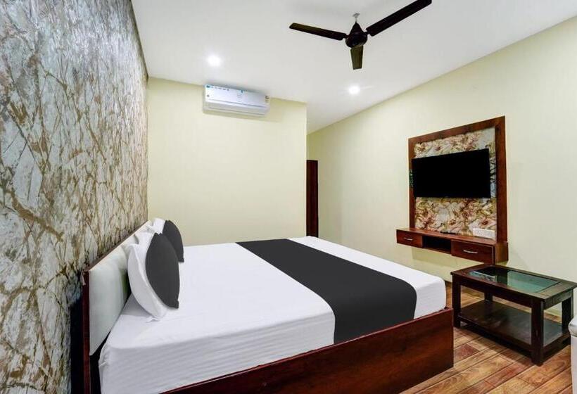 Collection O Vnr Hotel And Resort