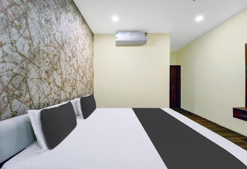 Collection O Vnr Hotel And Resort