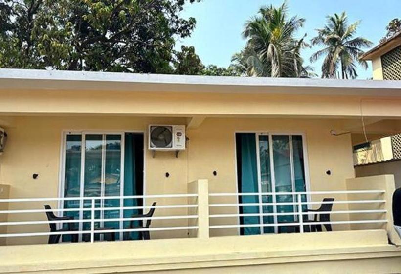 Fabhotel Sterling Garden