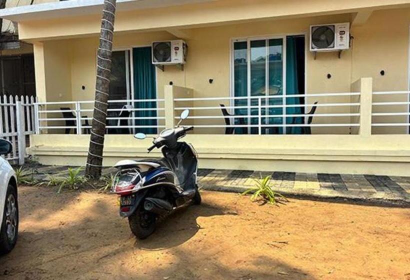 Fabhotel Sterling Garden