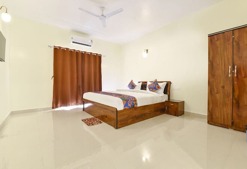 Fabhotel Sterling Garden