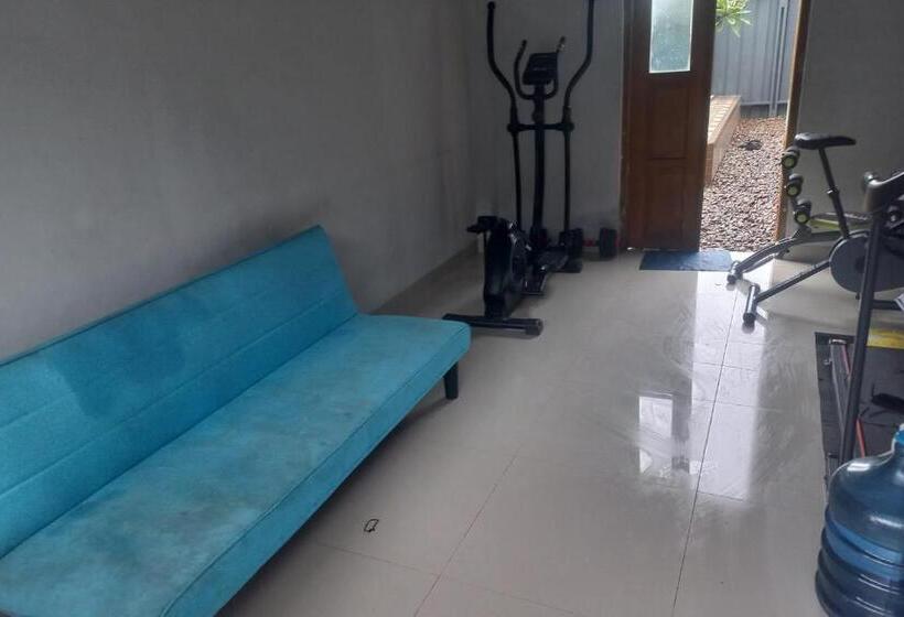 Szálloda Capital O 93816 Cerry Village