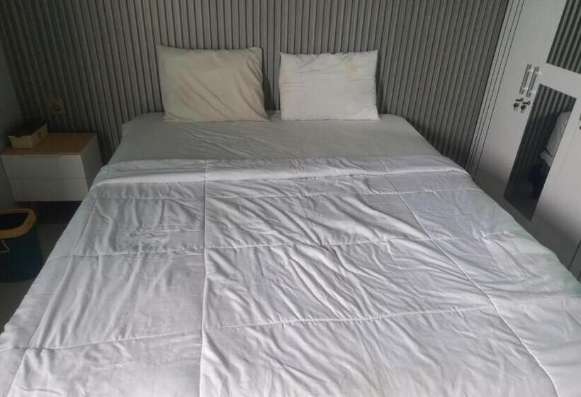 فندق Capital O 93816 Cerry Village