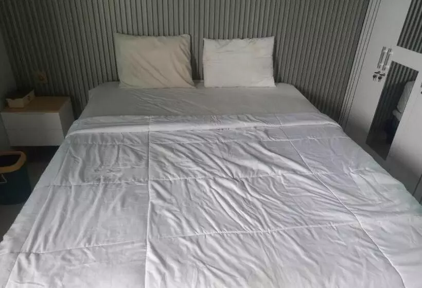 Hotelli Capital O 93816 Cerry Village