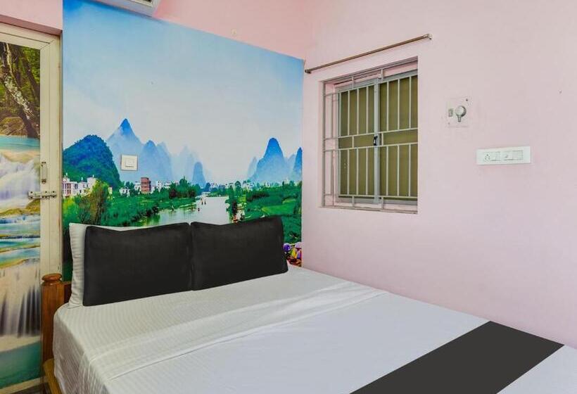 Hotel Collection O Avrs