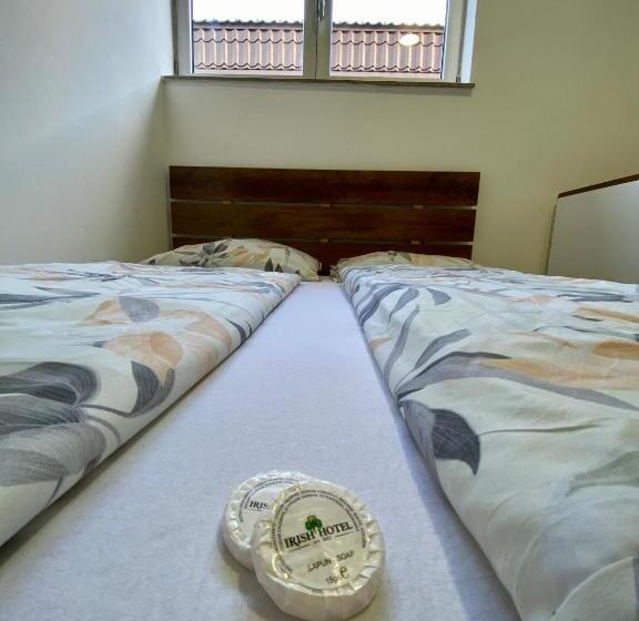 هتل Irish