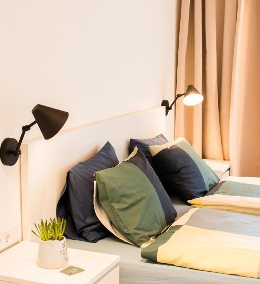 בית מלון כפרי Kroneggerhof