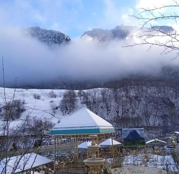 هتل Mountain Breeze