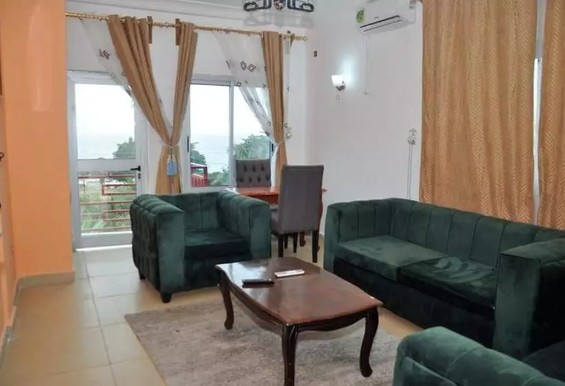 هتل Segmad