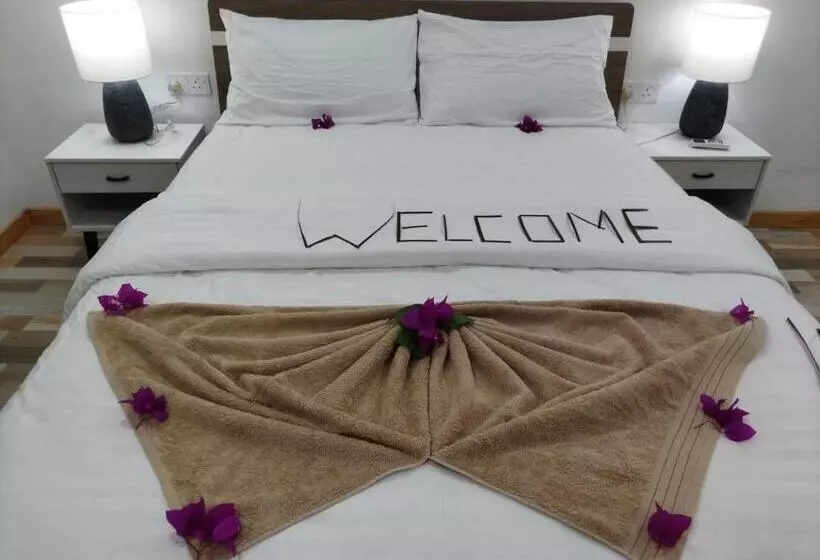 پانسیون The Happiness Sun Suites