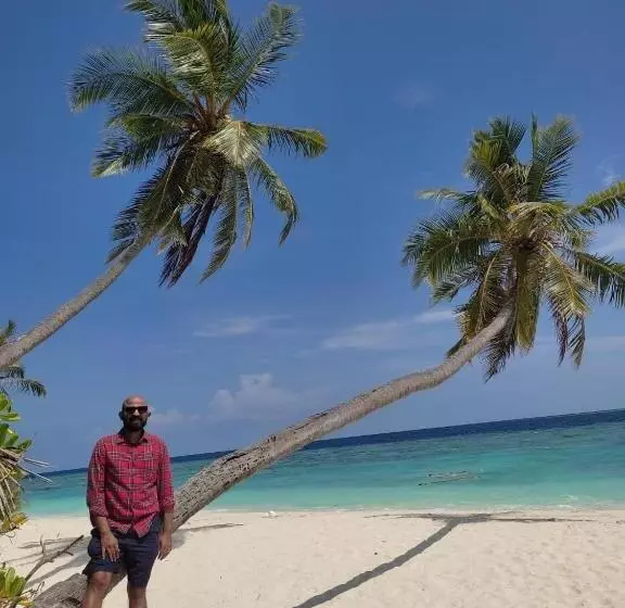 پانسیون The Happiness Sun Suites