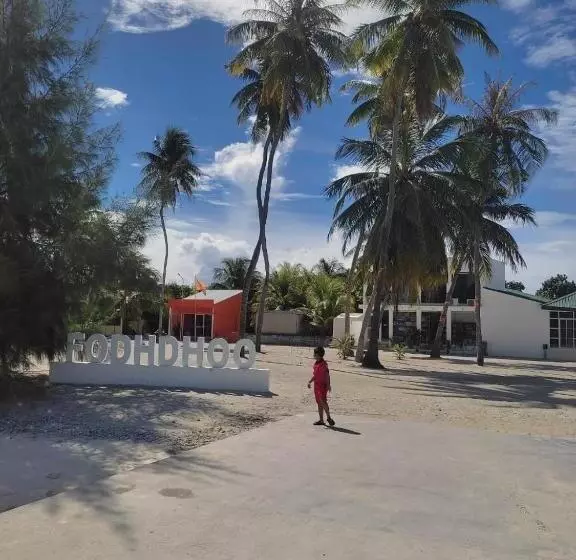 پانسیون The Happiness Sun Suites