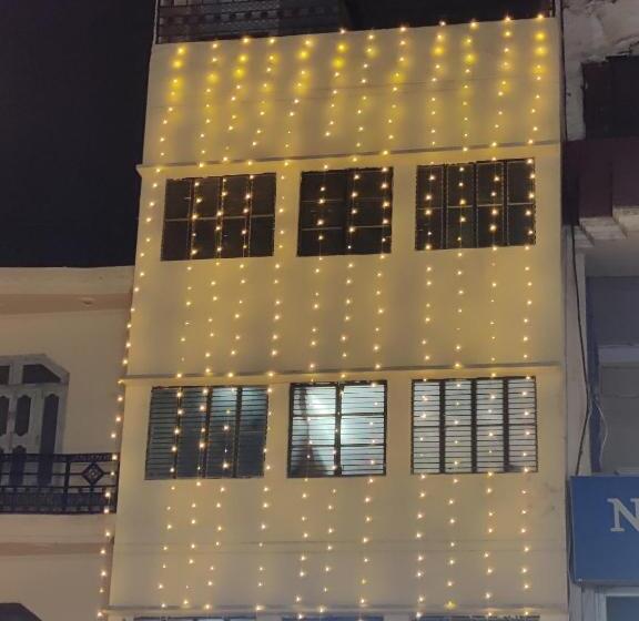 Ayodhya Hotel Nitya