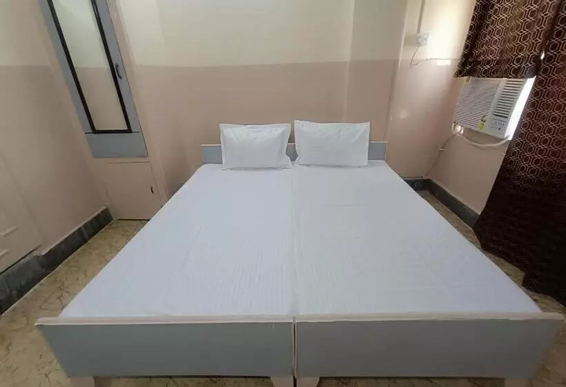 Ayodhya Hotel Nitya