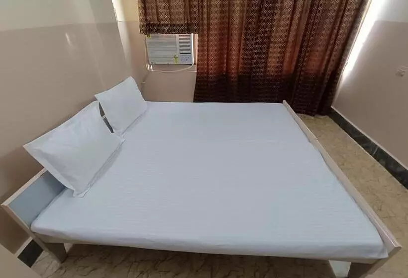Ayodhya Hotel Nitya