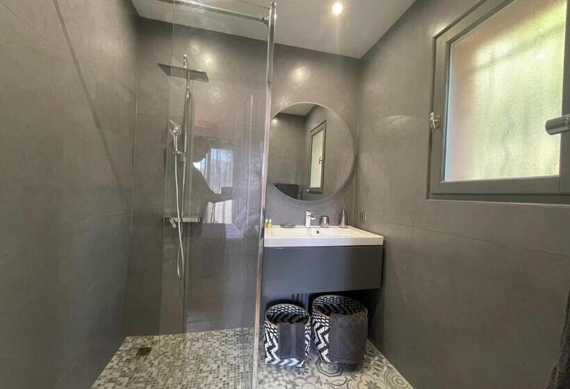 مبيت وإفطار Carolienne