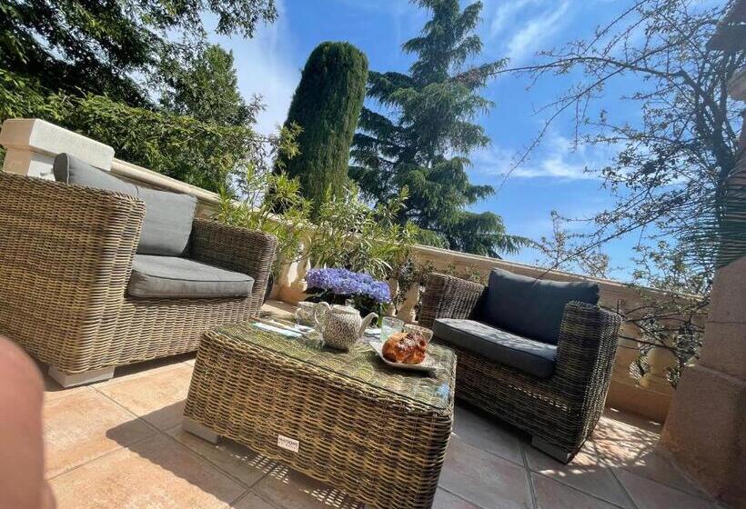 مبيت وإفطار Carolienne