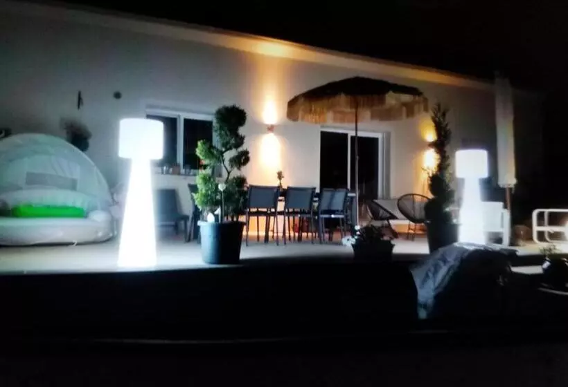 ベッドアンドブレックファースト Maison D Hôte De Charme