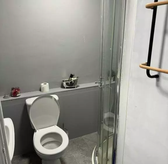 ベッドアンドブレックファースト Habibi House