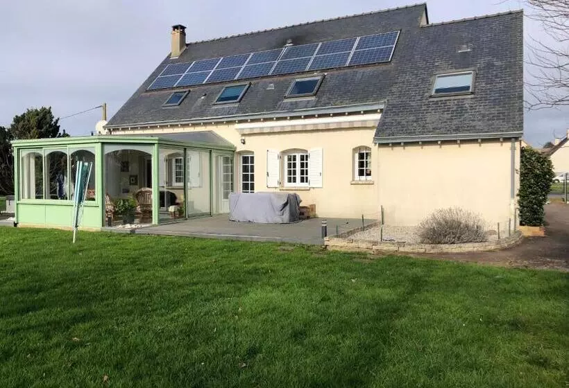 Aamiaismajoitus (B&B) Le Moulin De Montinault