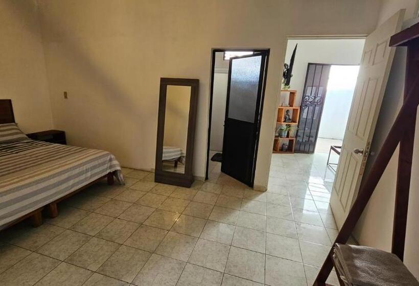 تختخواب و صبحانه Meraky