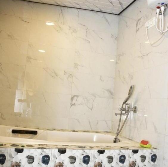 تختخواب و صبحانه Sun Nisarg Blue Resort And Cottage Alibag Varsoli Bech Road