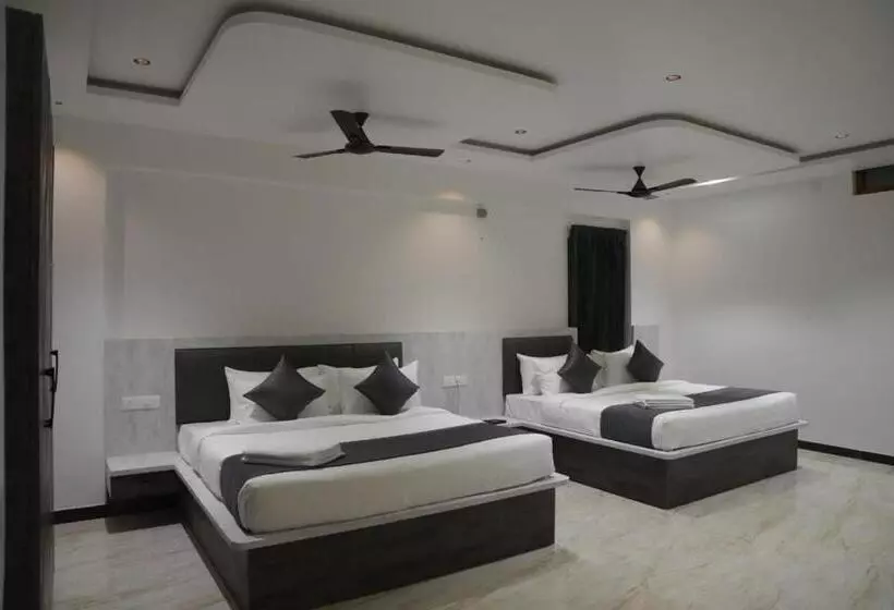 Hotelli Goldeye S Inn