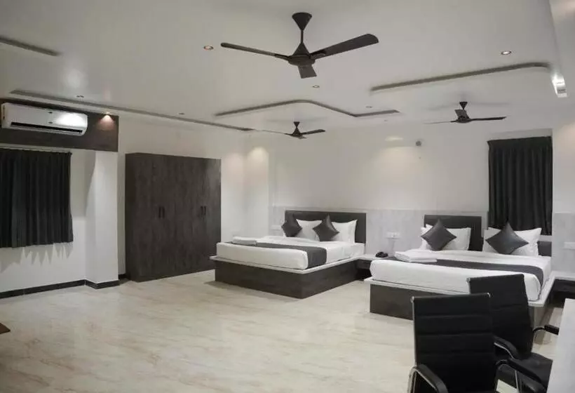 Hotelli Goldeye S Inn