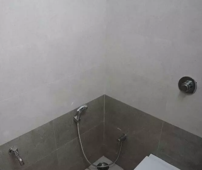 Hotelli Goldeye S Inn