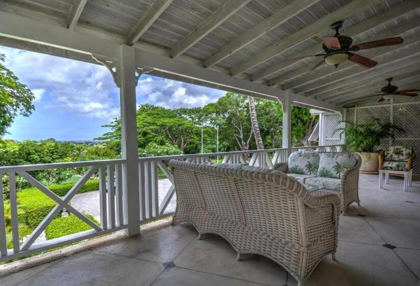 هتل La Hacienda Bellevue