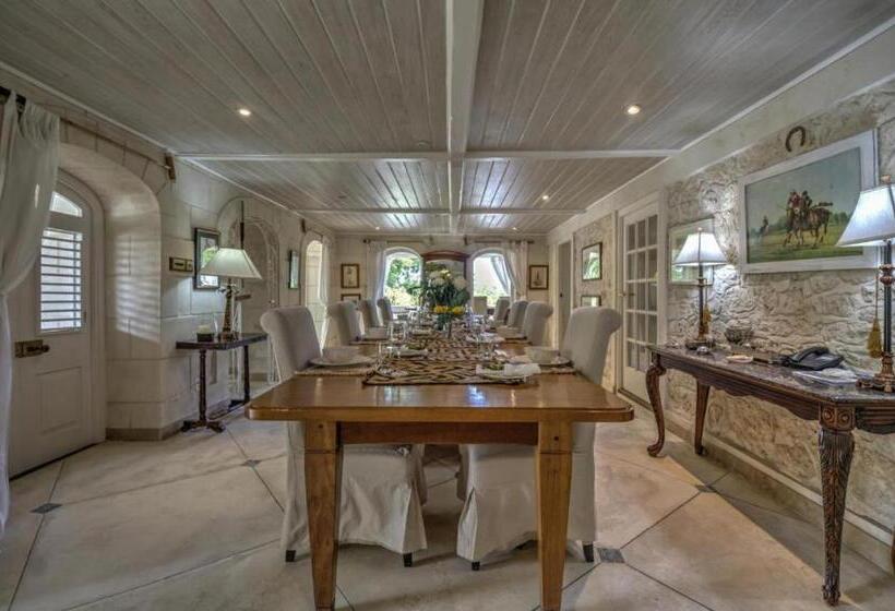 هتل La Hacienda Bellevue