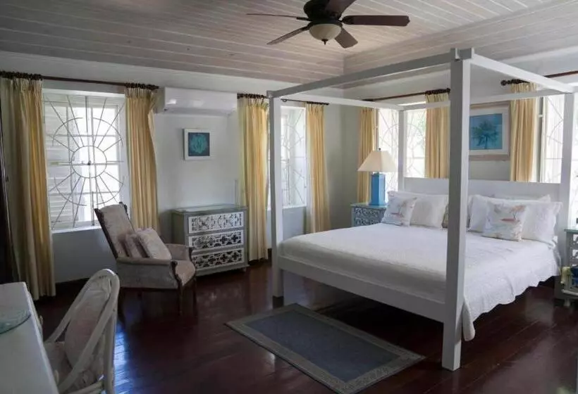 هتل La Hacienda Bellevue