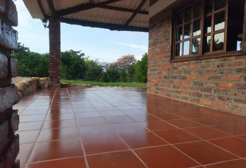 בית מלון כפרי Hacienda Rosa Franca