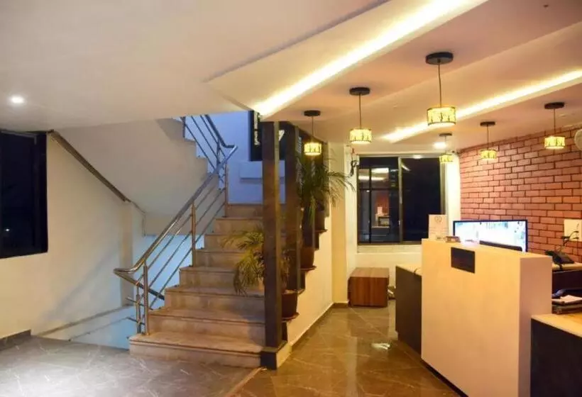 ホテル Rajpath Inn