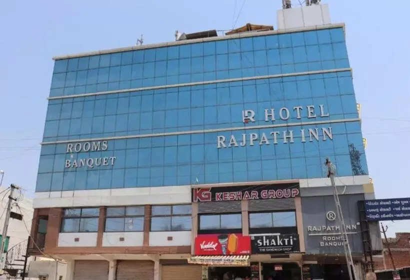 ホテル Rajpath Inn