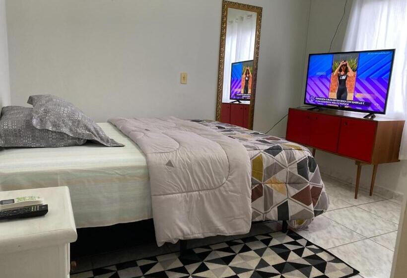 פנסיון Quarto No Ap Do Roberto Centro