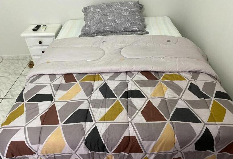 פנסיון Quarto No Ap Do Roberto Centro