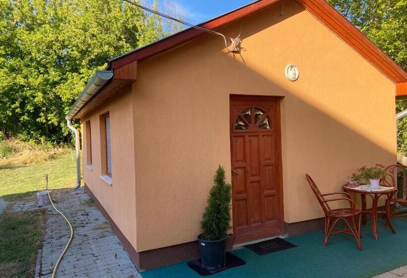 膳宿费 Babér Apartmanház Balatonakarattya