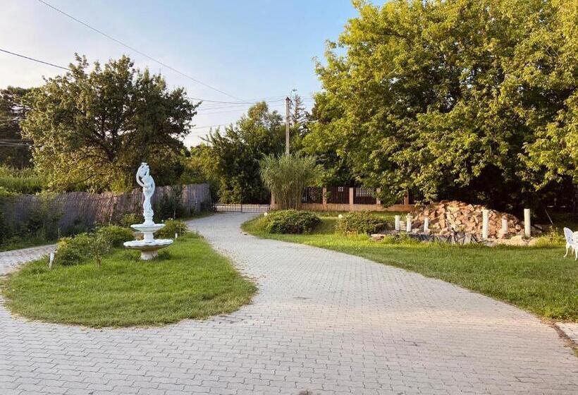 膳宿费 Babér Apartmanház Balatonakarattya