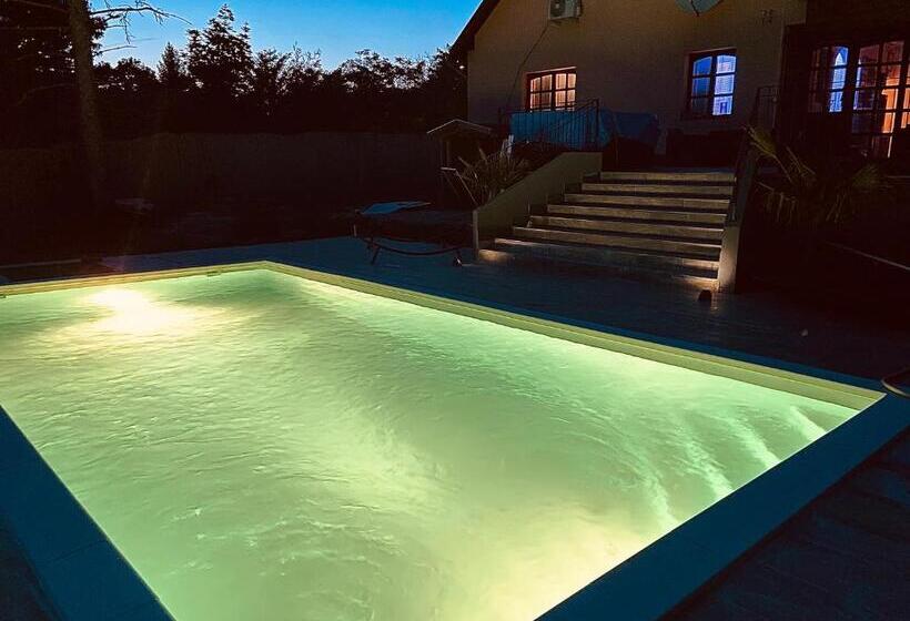 膳宿费 Babér Apartmanház Balatonakarattya