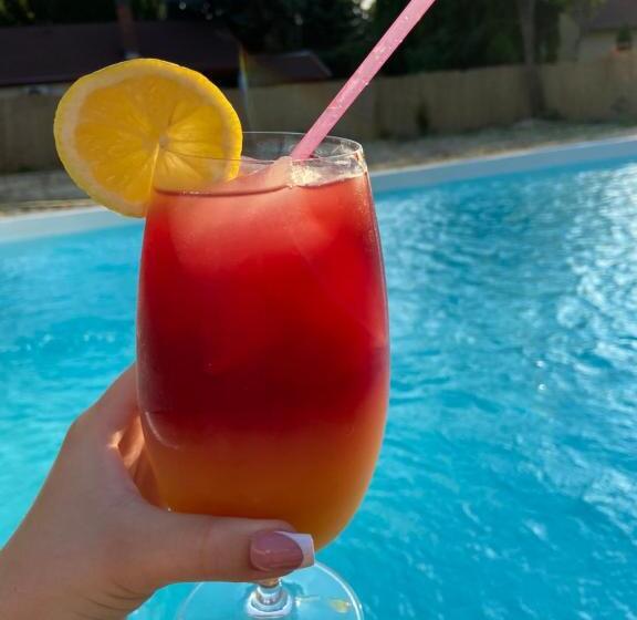 膳宿费 Babér Apartmanház Balatonakarattya